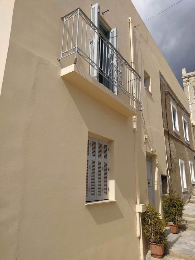 Seaside Serenade 1, Suite Ermoupoli Exterior foto